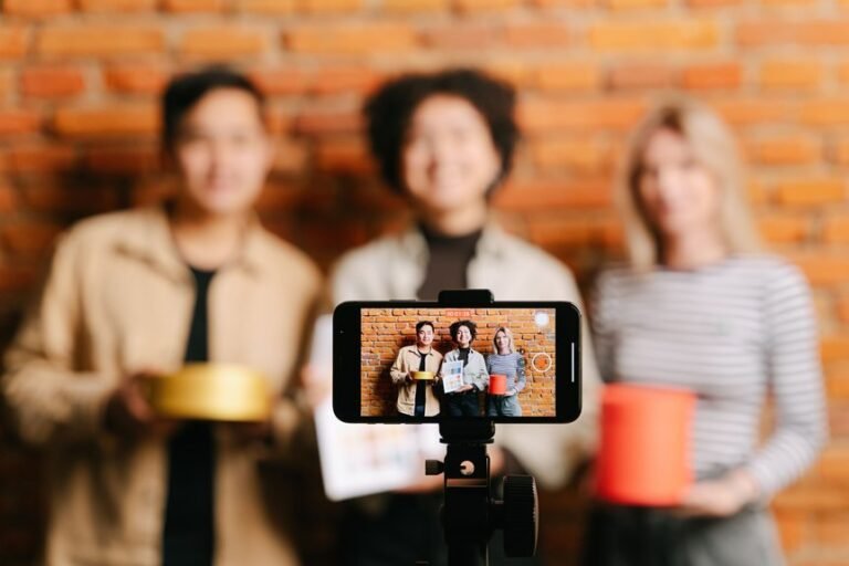 tomoson essential influencer marketing today